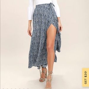 Lulus maxi skirt